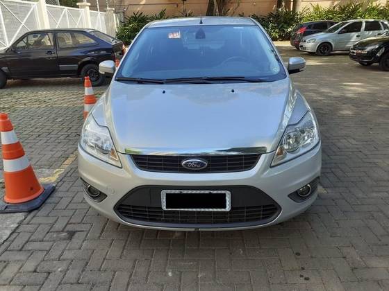 FORD FOCUS 2.0 GLX SEDAN 16V FLEX 4P AUTOMÁTICO